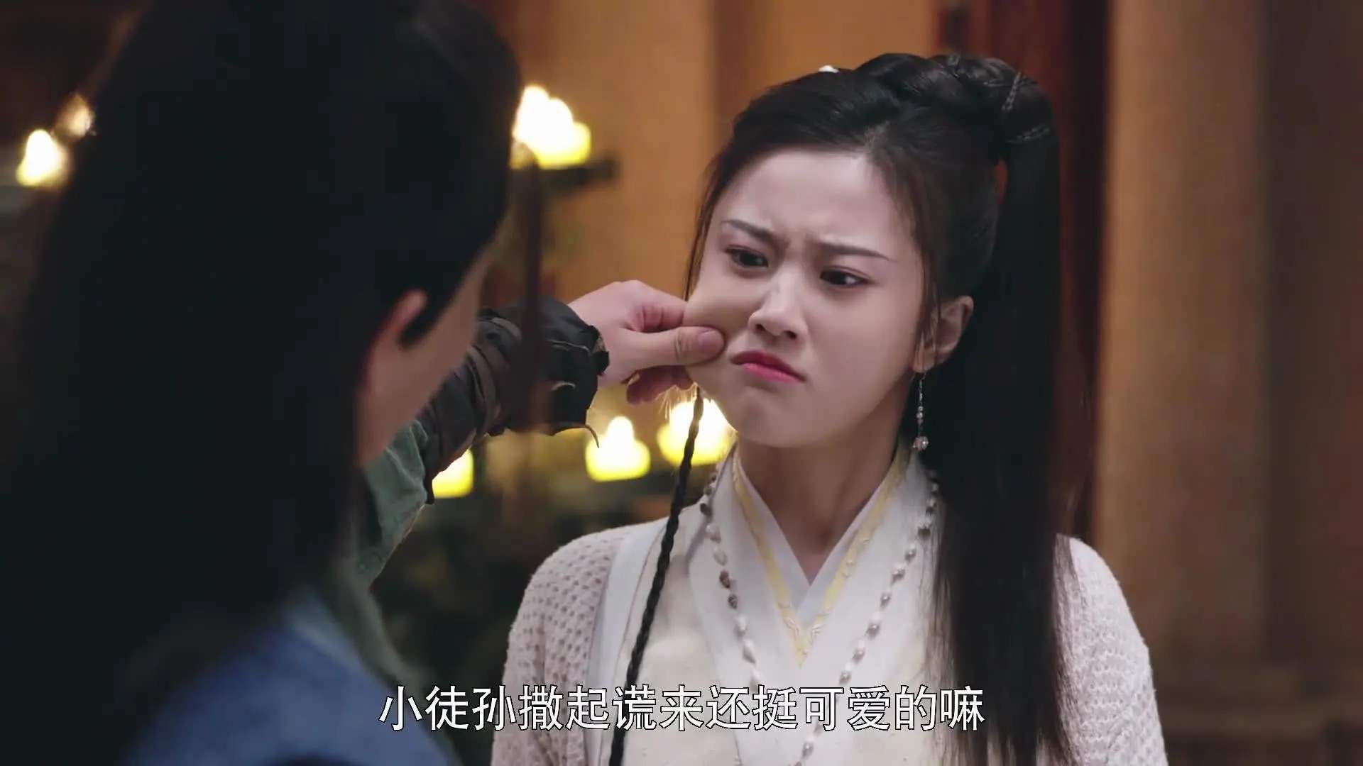 中前场控球点重叠是否导致节奏冲突问题，控球前锋打法