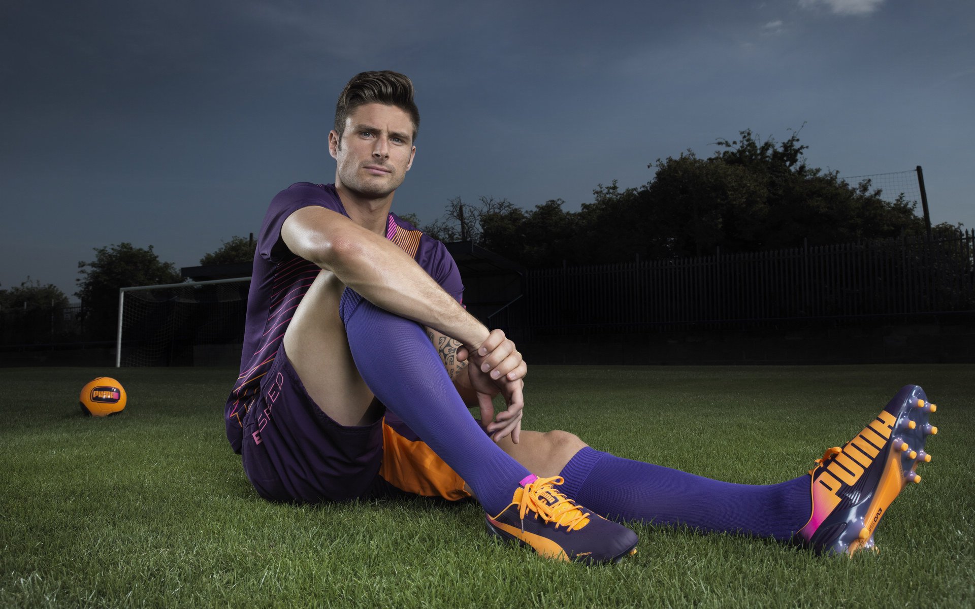 “超越极限：车手在赛场上的血脉喷张瞬间”，超越赛车2006视频